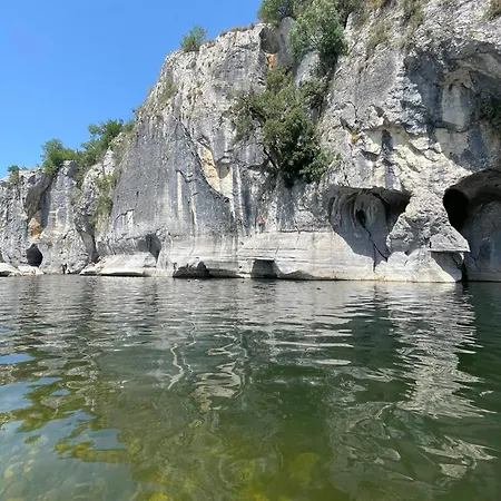 Casa vacanze House With Pool In Monts D'ardeche Gravieres